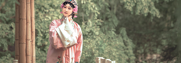 一曲菱歌抵万金